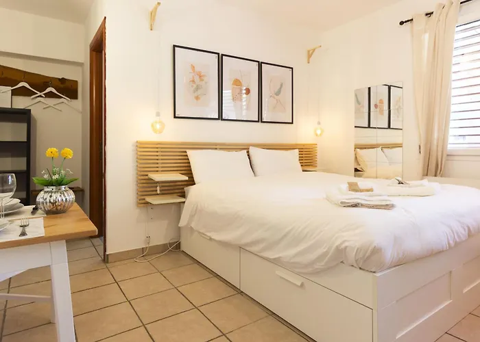 Bnb La Piccola - Free Parking