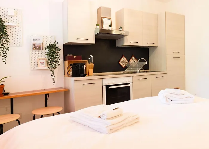 Bnb La Piccola - Free Parking